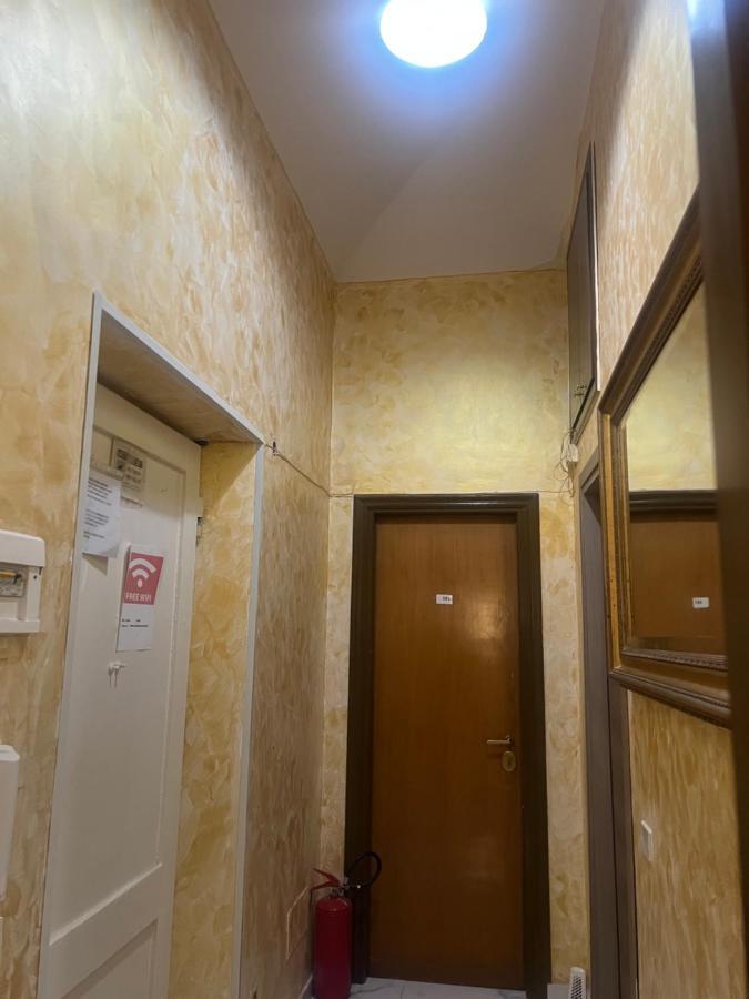 فندق Termini Golden House روما المظهر الخارجي الصورة